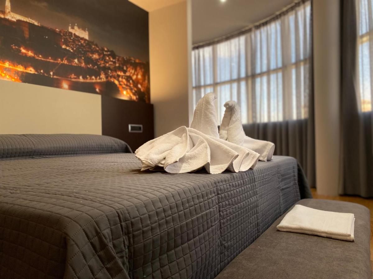 Hotel-Asador Montes Oretanos Pulgar Екстериор снимка